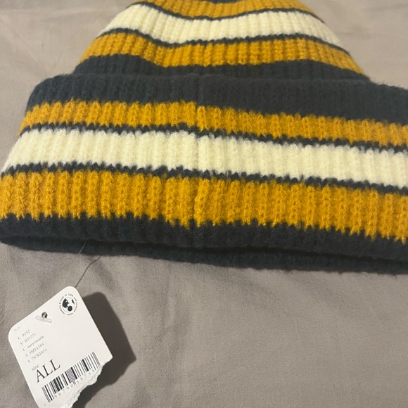 Free People Navy and Gold Beanie - Picture 2 of 2